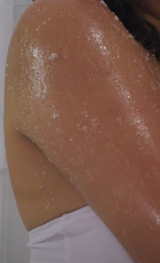 Sweet Passion Moisturizing Body Scrub Luxxy Body