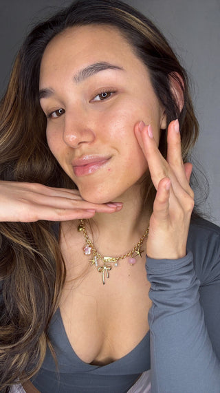 Glow me Up Exfoliating Face Wash Luxxy Body