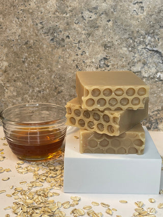 Honey and Oats Soap Luxxy Body